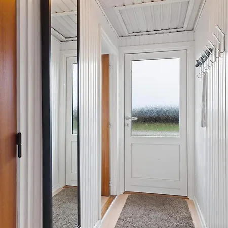 Charming Retreat In Furreby - By Traum